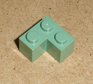 Lego 103535 (2357) kostka 2x2 rohová 1 ks POUŽITÉ