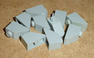 Lego 302205-X (3040) šikmá, střecha 45 2x1 10 ks POUŽITÉ