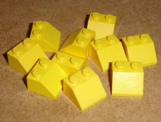 Lego 303495-X (3039) šikmá, střecha 45 2x2 10 ks POUŽITÉ