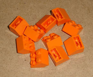 Lego 310915-X (3660) šikmá, inverted 45 2x2 10 ks POUŽITÉ
