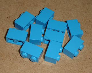 Lego 100755-X (3004) kostka 1x2 10 ks POUŽITÉ