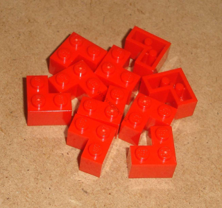 Lego 103520-X (2357) kostka 2x2 rohová 10 ks POUŽITÉ