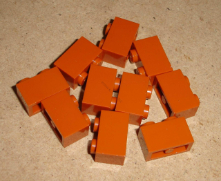 Lego 100785-X (3004) kostka 1x2 10 ks POUŽITÉ