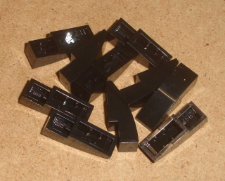 Lego 701196-X (50950) šikmá, zakulacená 3x1 10 ks POUŽITÉ
