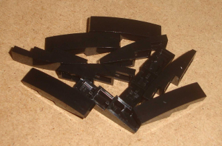 Lego 701237-X (61678) šikmá, zakulacená 4x1 10 ks POUŽITÉ