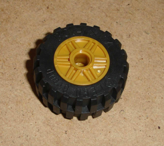 Lego 636450 (55981, 92402 / 30391) kolo 18mm D. x 14mm s pneu 30.4 x 14 POUŽITÉ