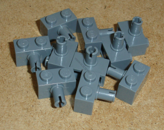 Lego 152020-X (2458, 44865) kostky s pinem 10 ks POUŽITÉ