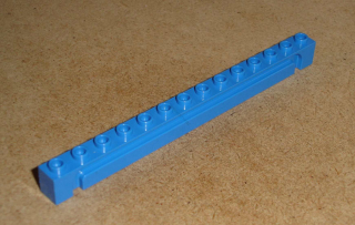 Lego 153195 (4217) kostky s drážkou modrá 1 ks POUŽITÉ