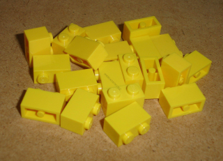 Lego 100965-X (3004) kostka 1x2 20 ks POUŽITÉ
