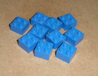 Lego 103090-X (3003) kostka 2x2 10 ks POUŽITÉ
