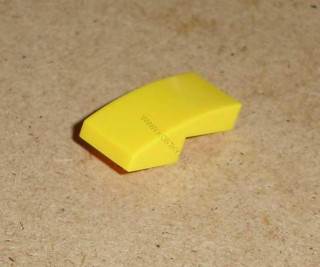 Lego 718265 (11477) šikmá, zakulacená 2x1 1 ks POUŽITÉ