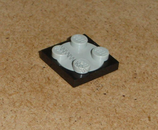 Lego 728095 (3679, 3680) točna 2x2 starší šedá vrch 1 ks POUŽITÉ