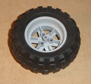 Lego 637465 (44772, 54120) kolo 56mm D. x 34mm Technic s pneu 94.8 x 44 R 1 ks POUŽITÉ