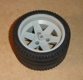 Lego 637445 (44772, 44771) kolo 56mm s pneu 68.8 x 36 ZR (44772, 44771) 1 ks POUŽITÉ