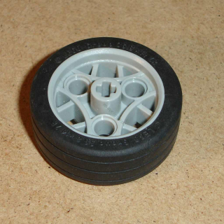 Lego 640850 (44293c01) kolo disk 36.8 x 14 ZR s pneu 1 ks POUŽITÉ