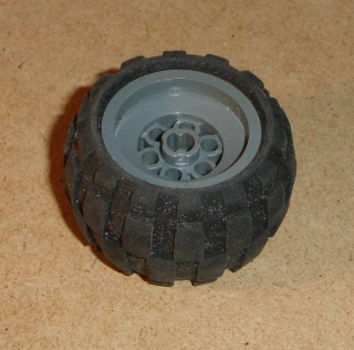 Lego 637220 (6580, 6579) kolo 43.2 x 28 s pneu 43.2 x 28 S 1 ks POUŽITÉ