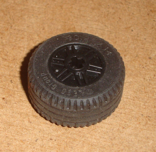 Lego 636195 (55982, 58090) kolo 18mm D. x 14mm s pneu 30.4 x 14 1 ks POUŽITÉ