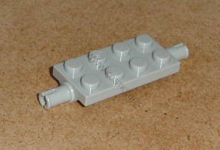 Lego 260715 (30157) destička speciální 2x4 náprava, velký pin 1 ks POUŽITÉ