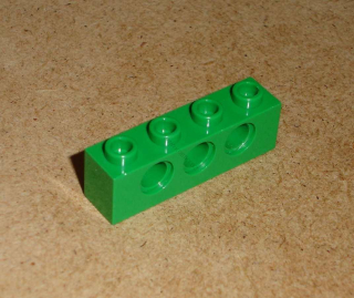 Lego 506800 (3701) technic kostka 1x4 1 ks POUŽITÉ