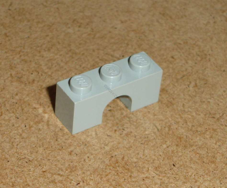 Lego 420205 (4490) mostový oblouk 1x3 1 ks POUŽITÉ