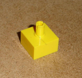 Lego 153280 (4729) kostky s pinem 1 ks POUŽITÉ