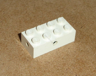 Lego 153715 (7049a) kostka 2x4 na kola 1 ks POUŽITÉ