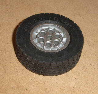 Lego 637260 (32020, 32019) kolo 43.2 D. x 18mm s pneu 62.4 x 20 S 1 ks POUŽITÉ