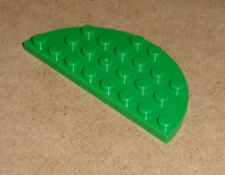 Lego 700540 (22888) kulatá destička 4x8 půlhruh 1 ks POUŽITÉ