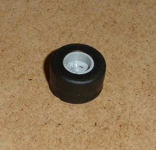 Lego 635440 (30027b/74967, 30028) kolečko 8mm D. x 9mm se širokou pneu 14mm D. x 9mm POUŽITÉ