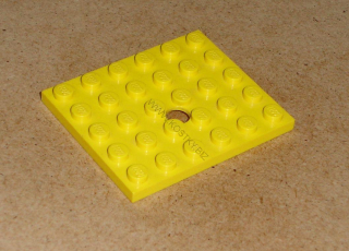 Lego 261610 (711) destička speciální 5x6 s dírou 1 ks POUŽITÉ
