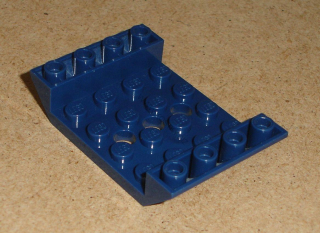 Lego 300928 (60219) šikmá, inverted 45 6x4 1 ks POUŽITÉ