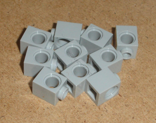 Lego 506130-X (6541) technic kostka 1x1 10 ks POUŽITÉ