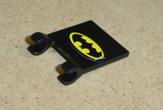 Lego 929826 (2335pb015) vlajka 2x2 s nálepkou Batman (set 7783) 1 ks POUŽITÉ