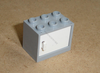 Lego 925019-2 (4532b, 4533) polička, skříňka 2x3x2 s bílými dvířky POUŽITÉ