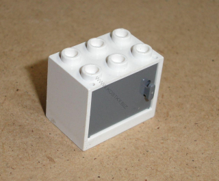 Lego 925033-2 (4532b, 4533) polička, skříňka 2x3x2 s tm. šedými dvířky POUŽITÉ