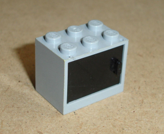 Lego 925043-3 (4532a, 4533) polička, skříňka 2x3x2 s černými dvířky POUŽITÉ