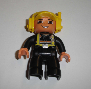 Lego Duplo D80303 (47394pb100) figurka hasič (pilot vrtulníku) POUŽITÉ