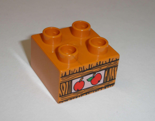 Lego Duplo D13330 (3437pb014) kostka 2x2 s potiskem (jablka v bedně) POUŽITÉ