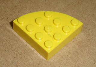 Lego 700282 (2577) kulatá kostka 4x4 čtvrtkruh 1 ks POUŽITÉ