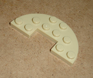 Lego 700543-2 (18646) kulatá destička 3x6 s výřezem 1x2 1 ks POUŽITÉ