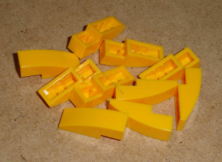 Lego 701198-X (50950) šikmá, zakulacená 3x1 10 ks POUŽITÉ