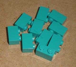 Lego 100810-XC (3004) kostka 1x2 10 ks NOVÉ