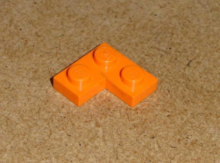 Lego 202265 (2420) destička 2x2 rohová 1 ks POUŽITÉ