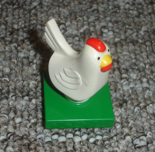 Lego Duplo D00695 (duphen2c01pb01) slepička na podstavci POUŽITÉ