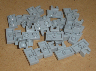 Lego 258250-X (14704) destička spec. 1x2 socket na kouli (tažné) 20 ks POUŽITÉ