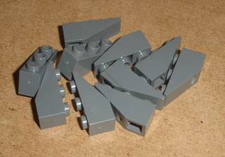 Lego 310035-X (4287) šikmá, inverted 33 3x1 10 ks POUŽITÉ