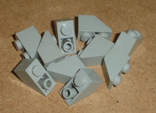 Lego 310525-X (3665) šikmá, inverted 45 2x1 10 ks POUŽITÉ