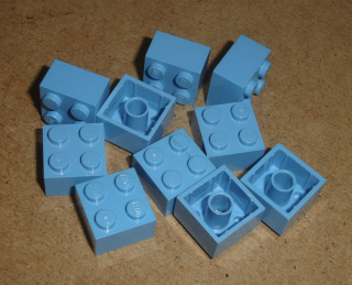 Lego 103255-X (3003) kostka 2x2 10 ks POUŽITÉ