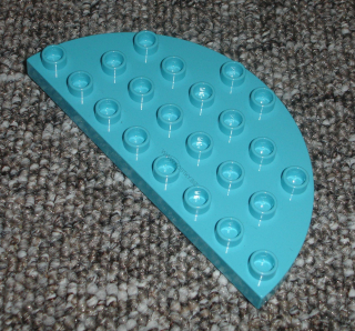 Lego Duplo D20225 (29304) deska, podložka 4x8 zakulacená med. azurová POUŽITÉ