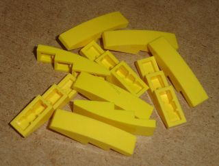 Lego 701261-X (61678) šikmá, zakulacená 4x1 10 ks POUŽITÉ